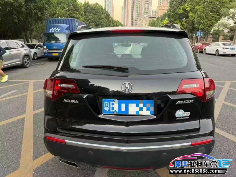 10年讴歌MDX轿车抵押车出售