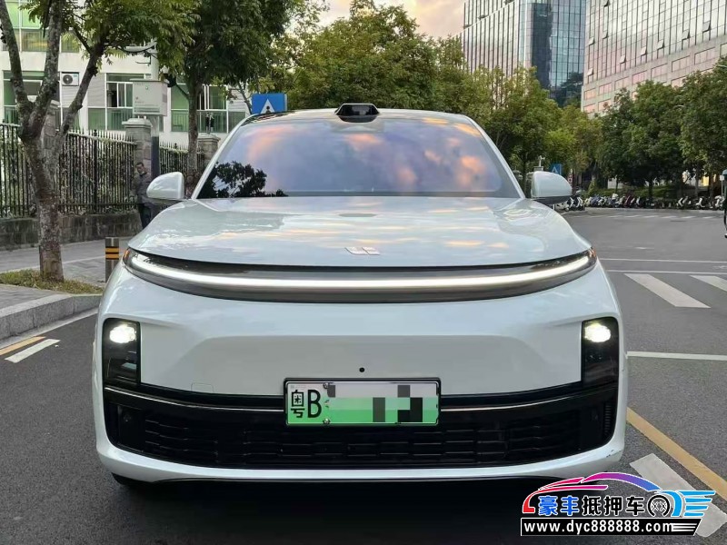 25年理想L7轿车抵押车出售