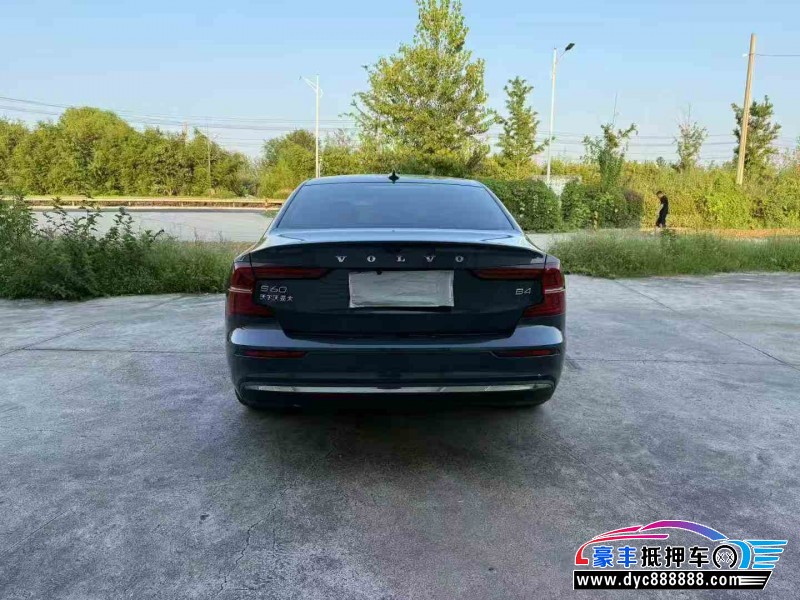 23年沃尔沃S60轿车抵押车出售