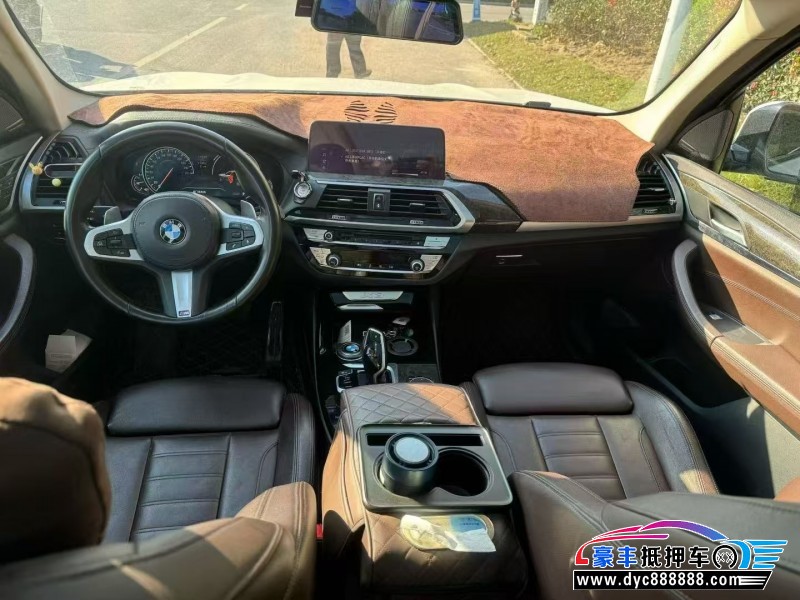 18年宝马X3轿车抵押车出售