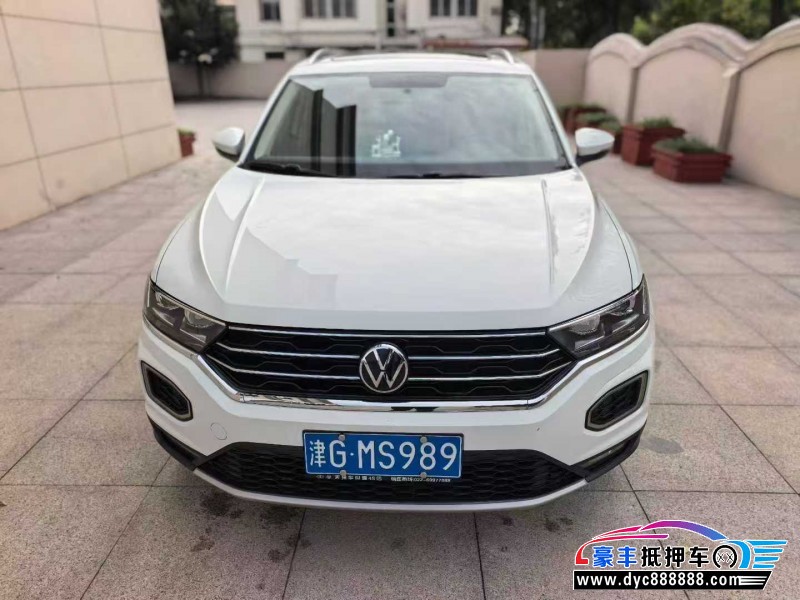 抵押车出售21年大众探歌轿车