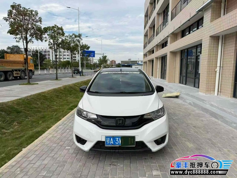 14年本田飞度轿车抵押车出售