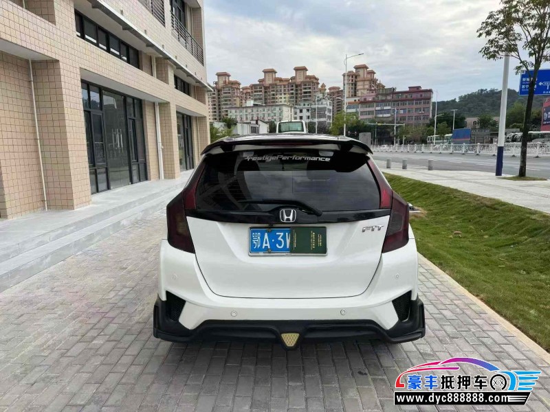 14年本田飞度轿车抵押车出售