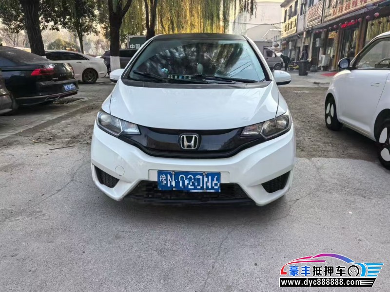 抵押车出售17年本田飞度轿车