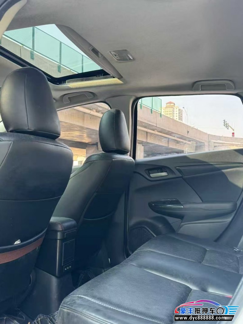 19年本田飞度轿车抵押车出售