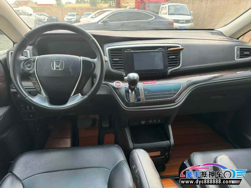 18年本田奥德赛轿车抵押车出售