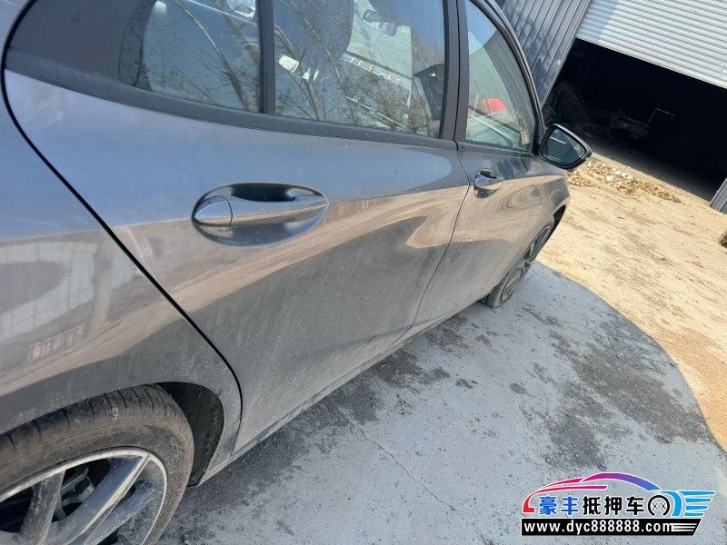 25年传祺影豹轿车抵押车出售