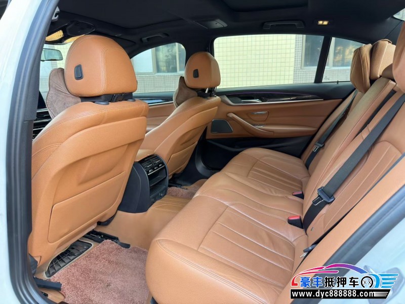 19年宝马5系轿车抵押车出售