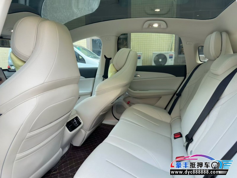 25年东风风行星海轿车抵押车出售