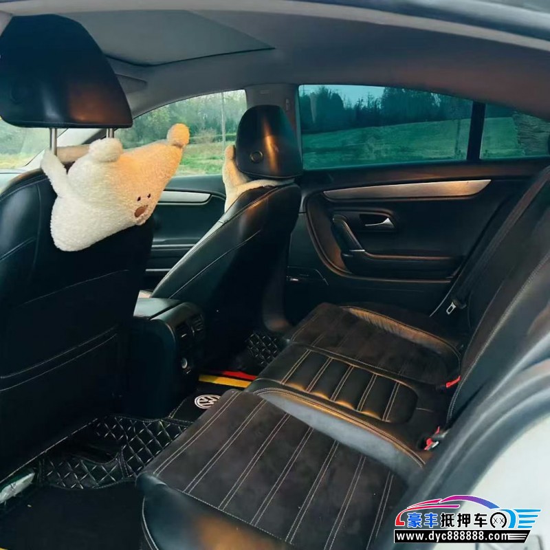 13年大众CC轿车抵押车出售