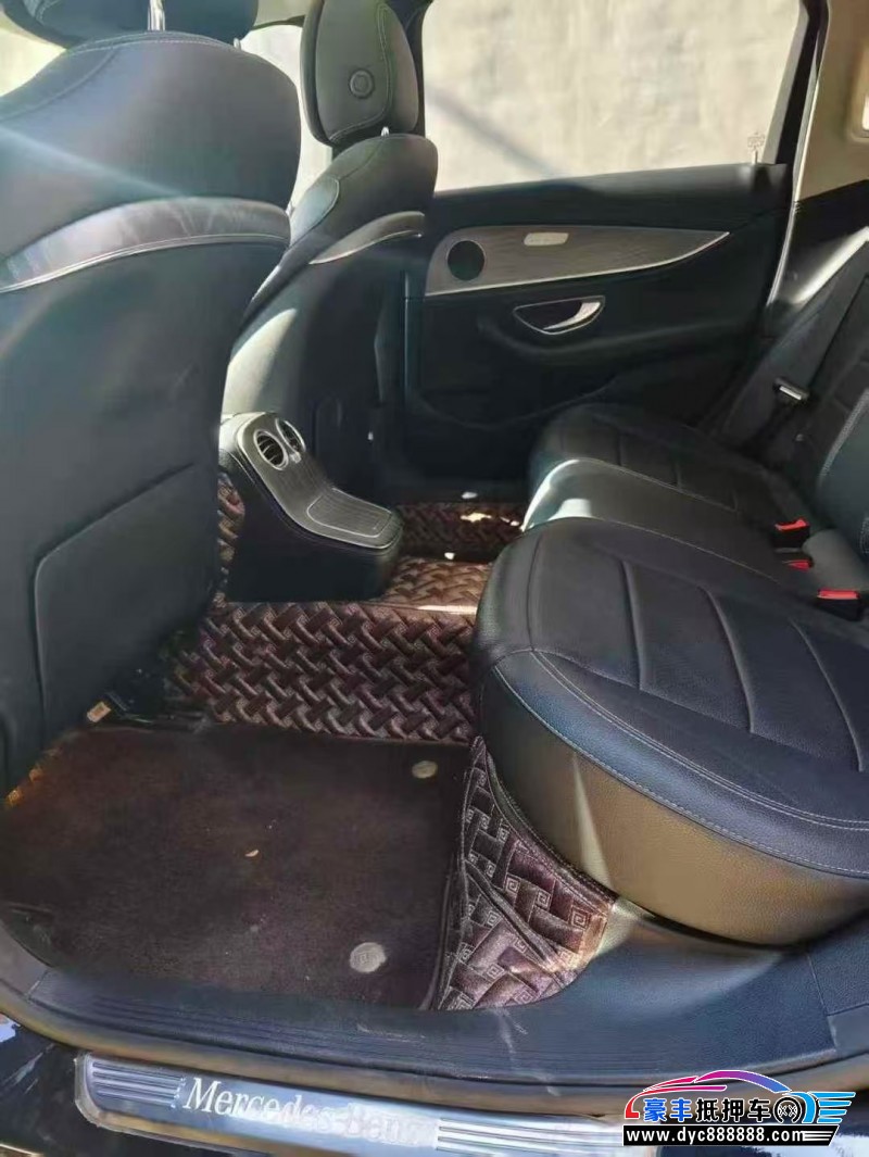 21年奔驰E轿车抵押车出售