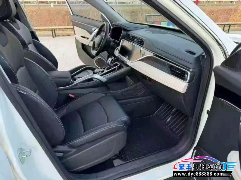 22年吉利博越轿车抵押车出售