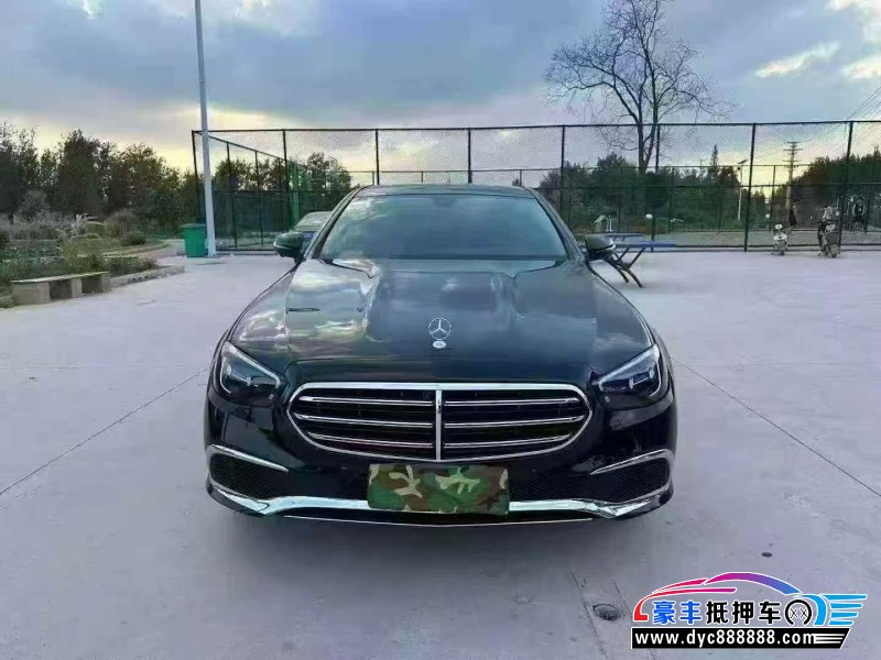22年奔驰E轿车抵押车出售