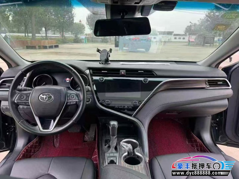 19年丰田凯美瑞轿车抵押车出售