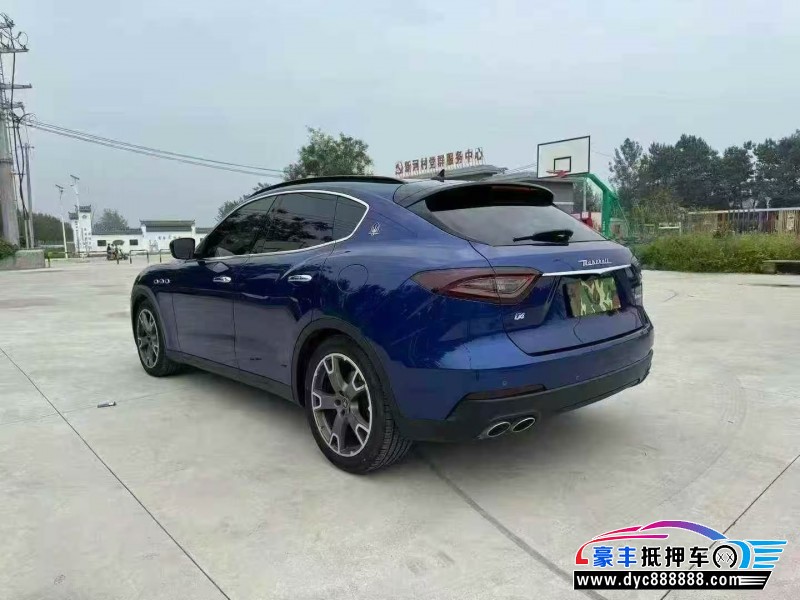 20年玛莎拉蒂莱万特轿车抵押车出售