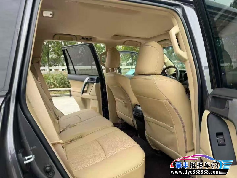 18年丰田普拉多（霸道）轿车抵押车出售