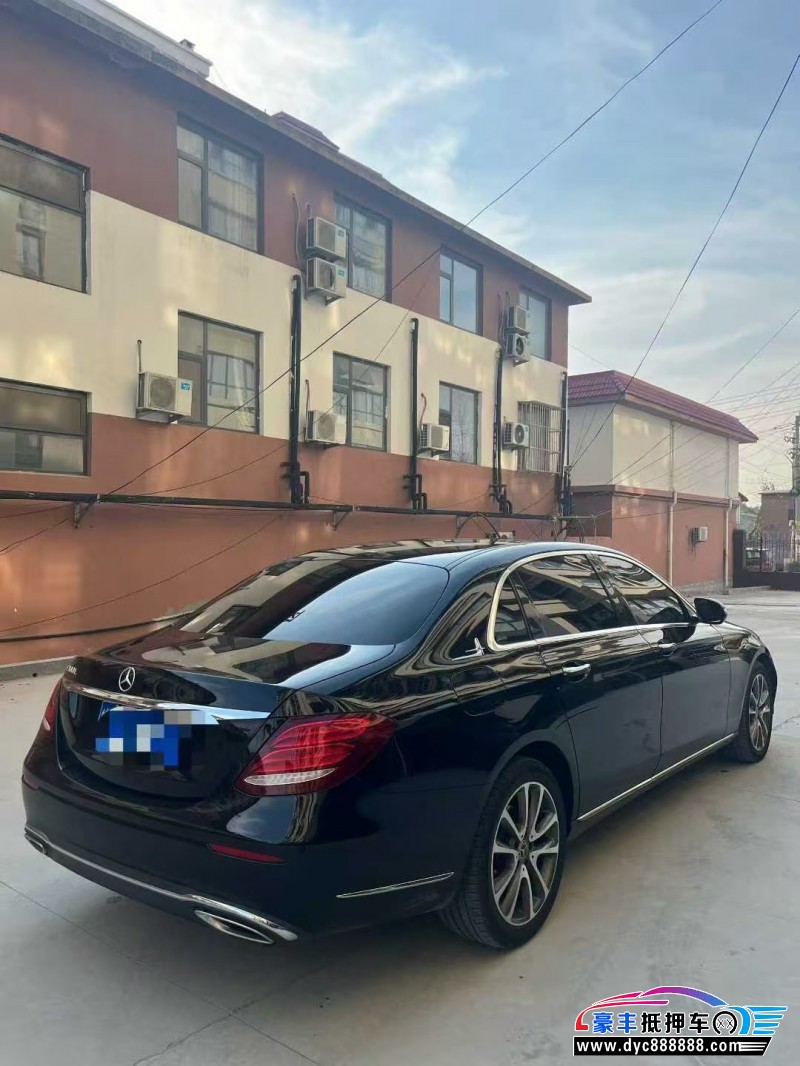18年奔驰E轿车抵押车出售
