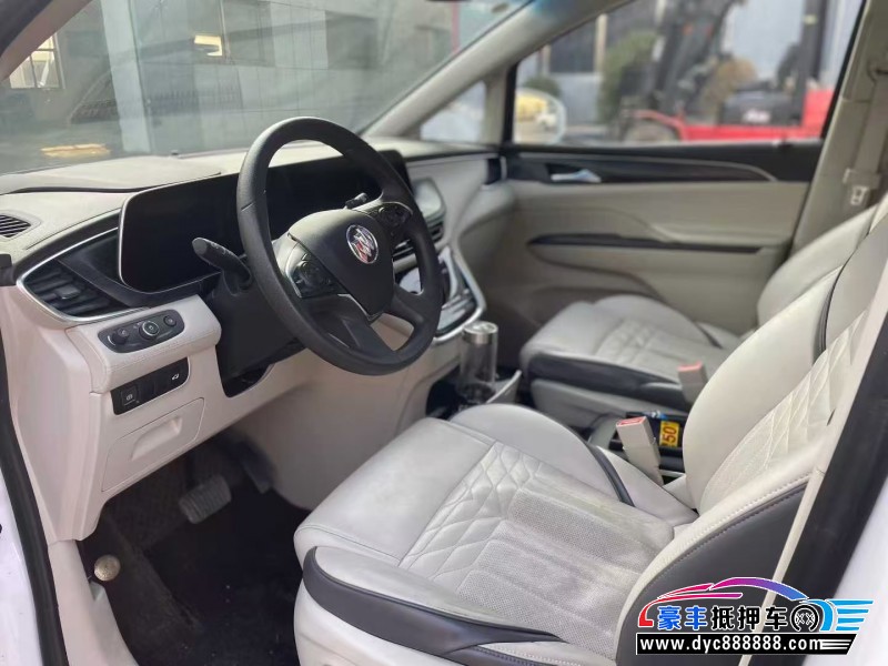 22年别克GL8轿车抵押车出售