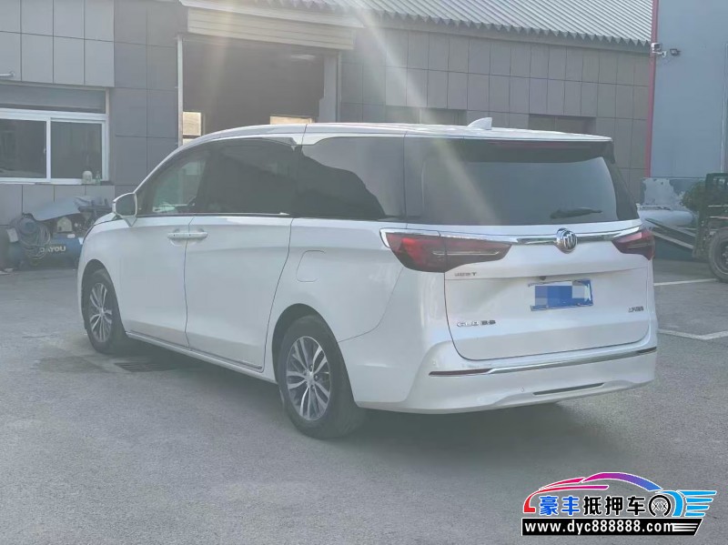 22年别克GL8轿车抵押车出售