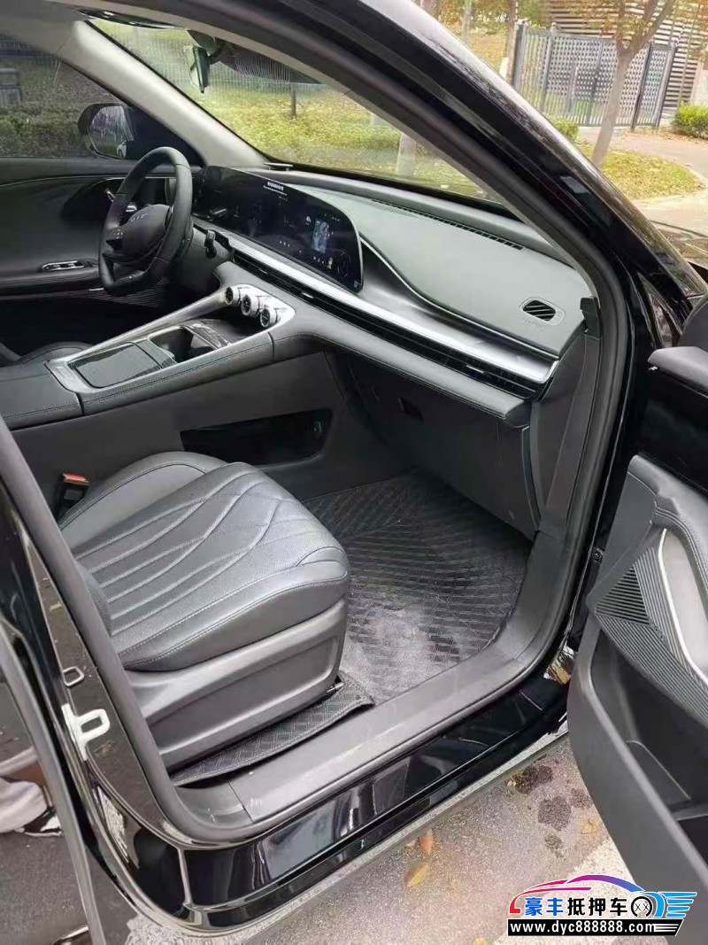 25年吉利星途瑶光轿车抵押车出售