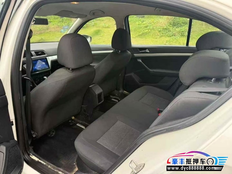 19年大众朗逸轿车抵押车出售