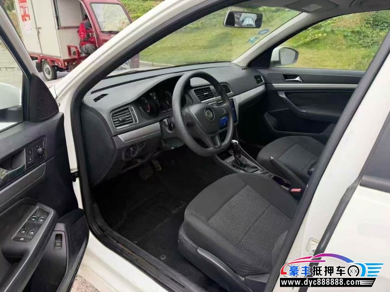 19年大众朗逸轿车抵押车出售