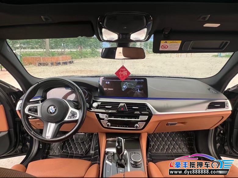 21年宝马5系轿车抵押车出售