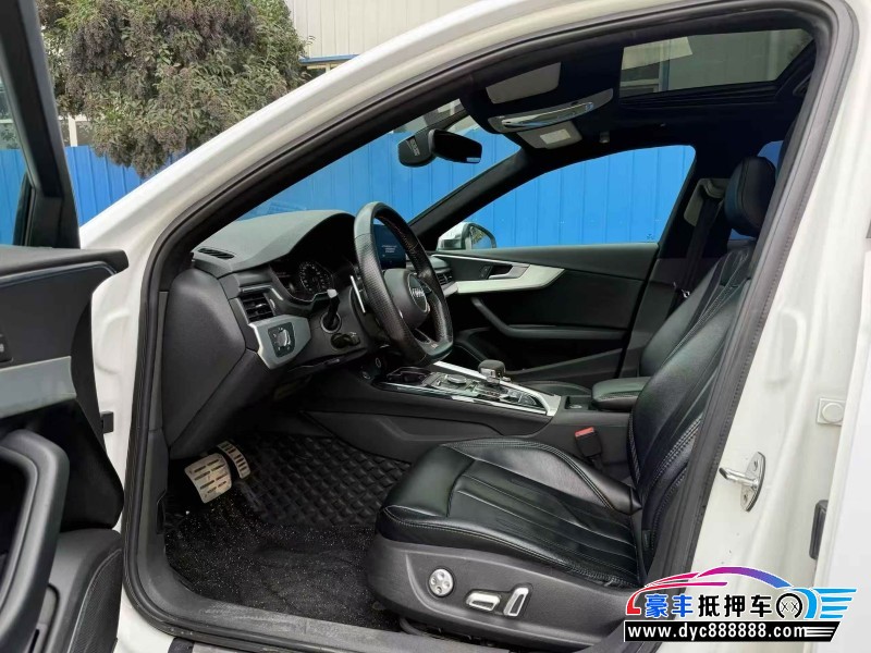 18年奥迪A4L轿车抵押车出售