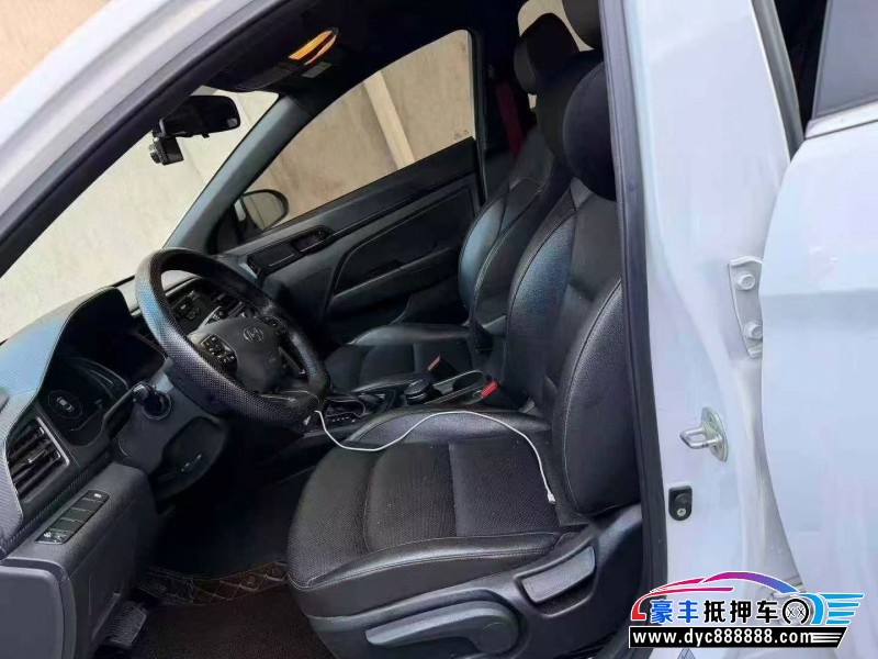 20年现代领动轿车抵押车出售