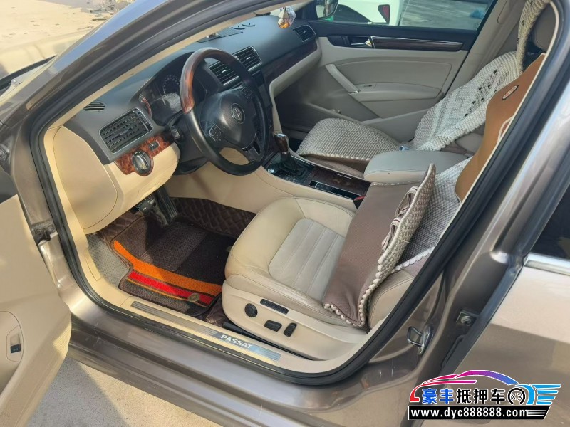 13年大众帕萨特轿车抵押车出售