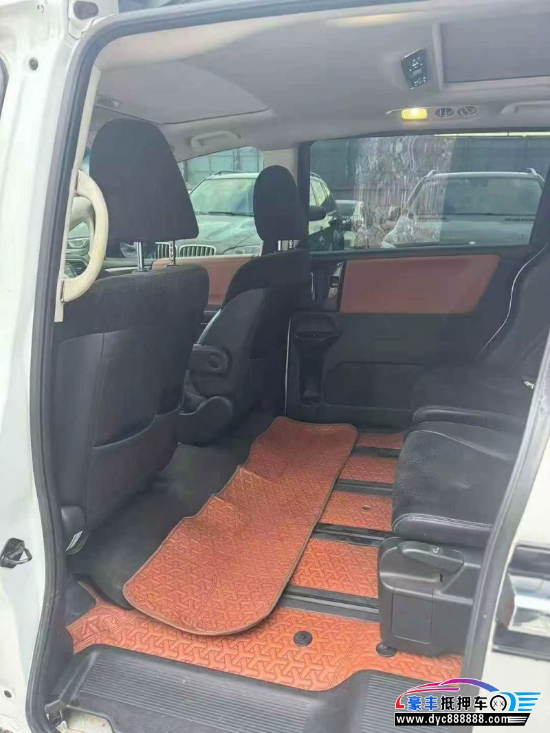 17年本田艾力绅轿车抵押车出售