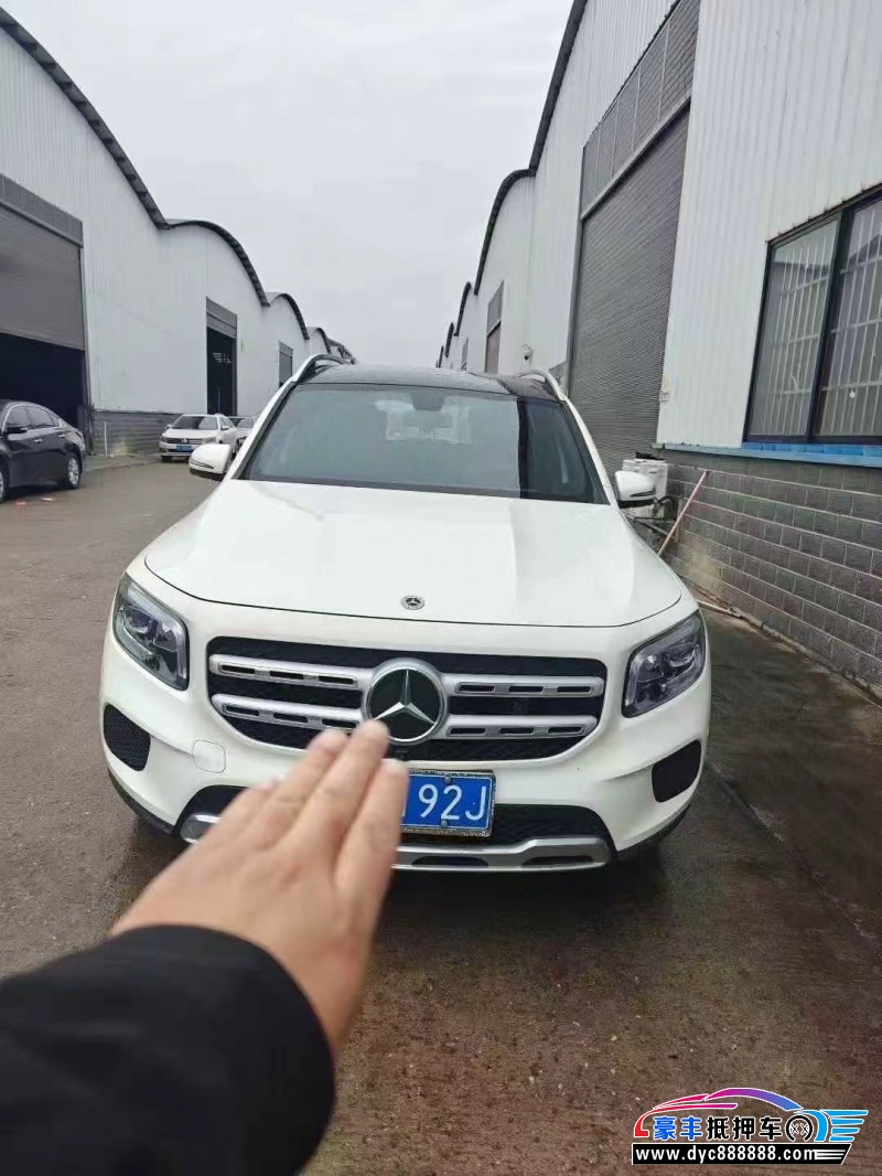 21年奔驰GLB轿车抵押车出售