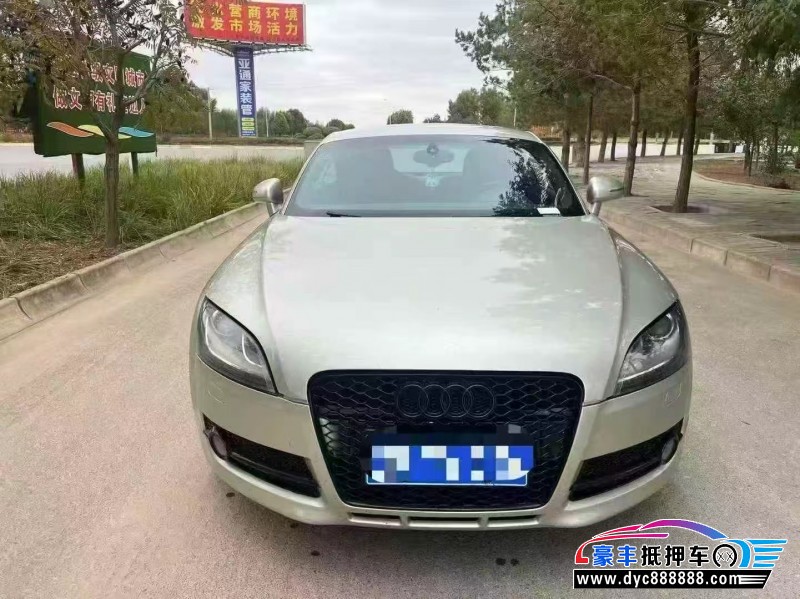 抵押车出售12年奥迪TT轿车