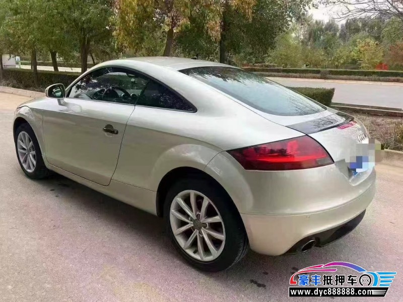 12年奥迪TT轿车抵押车出售