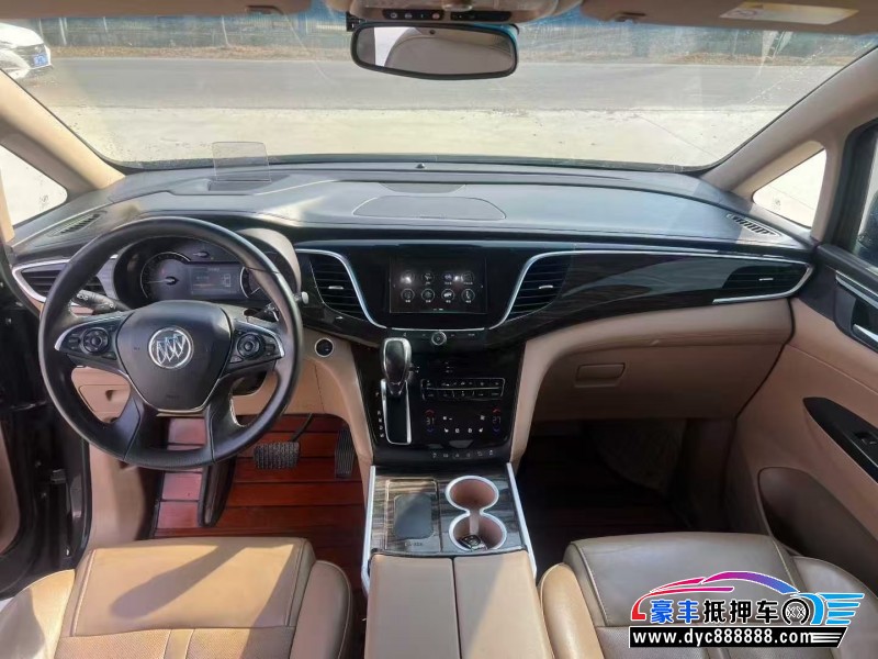 19年别克GL8轿车抵押车出售