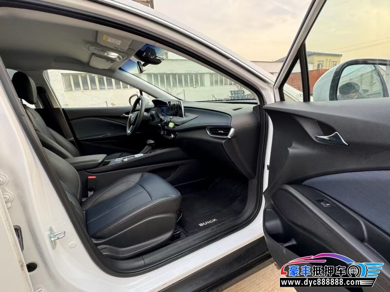 24年别克微蓝轿车抵押车出售