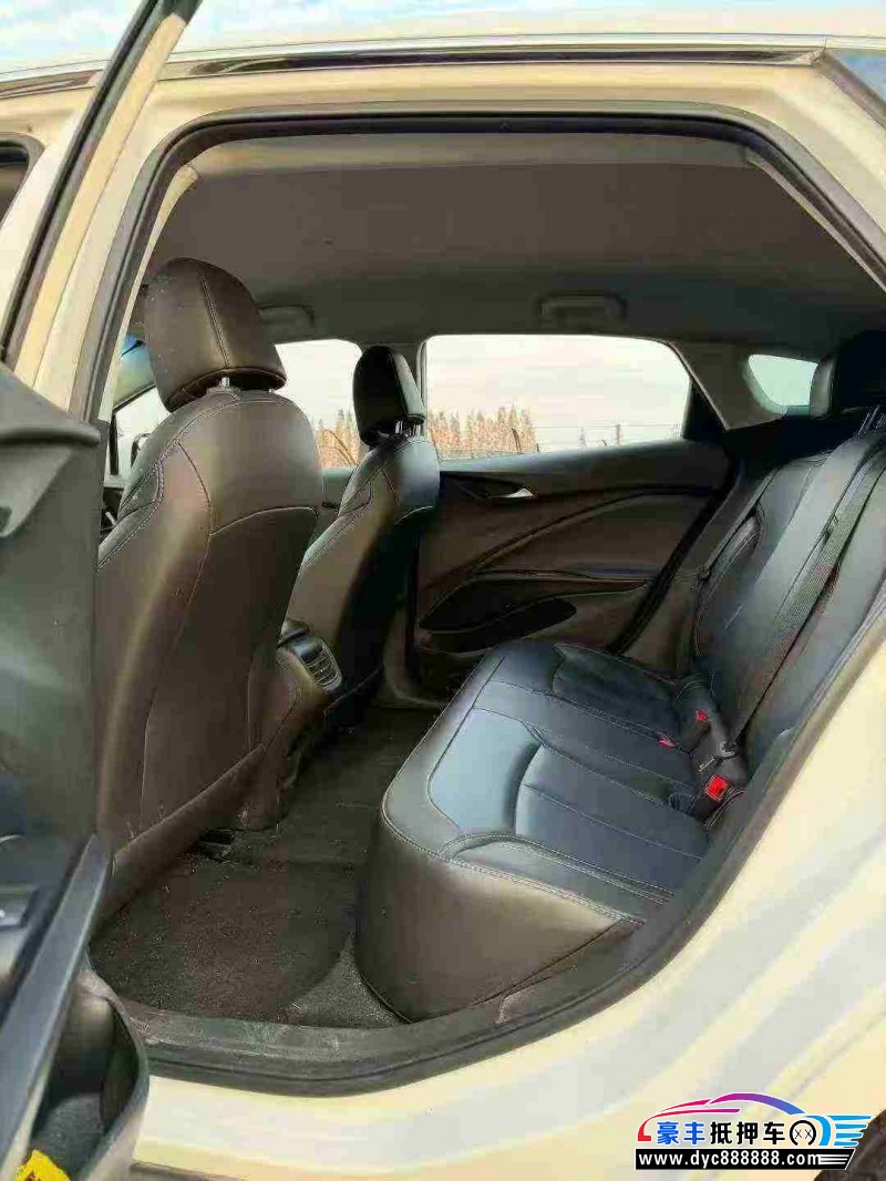 24年别克微蓝轿车抵押车出售