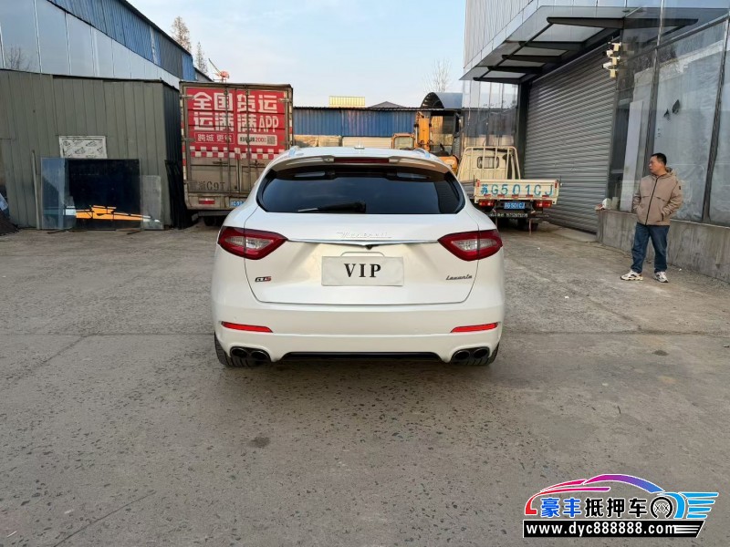 19年玛莎拉蒂莱万特轿车抵押车出售