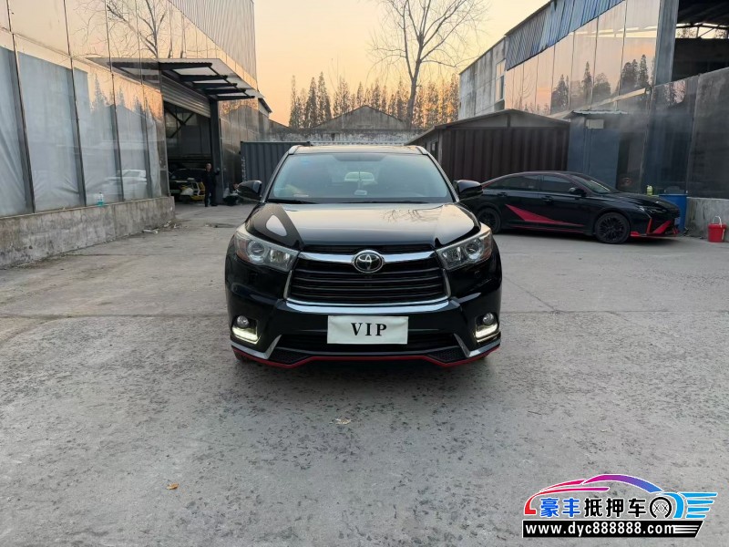 17年丰田汉兰达轿车抵押车出售