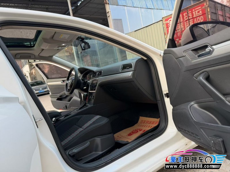 19年大众凌渡轿车抵押车出售