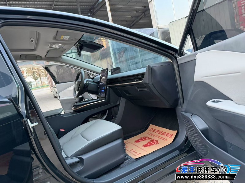 25年丰田BZ3轿车抵押车出售