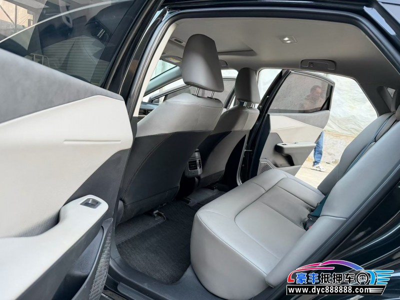 25年丰田BZ3轿车抵押车出售