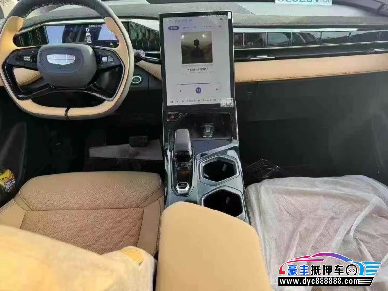 23年吉利博越轿车抵押车出售