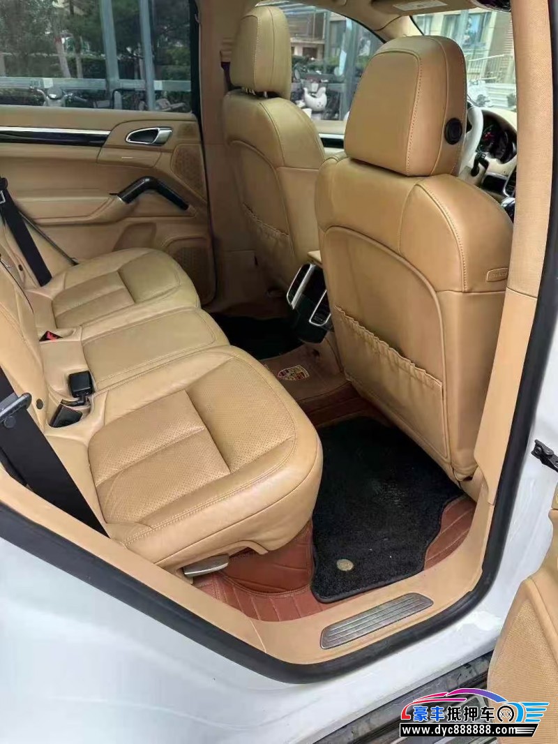 15年保时捷卡宴SUV抵押车出售