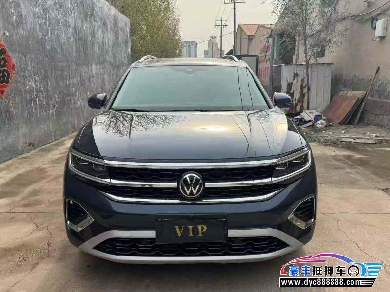 抵押车出售21年大众揽镜轿车