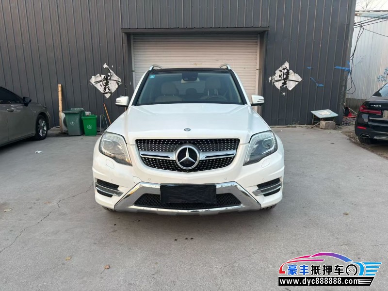 15年奔驰GLK轿车抵押车出售