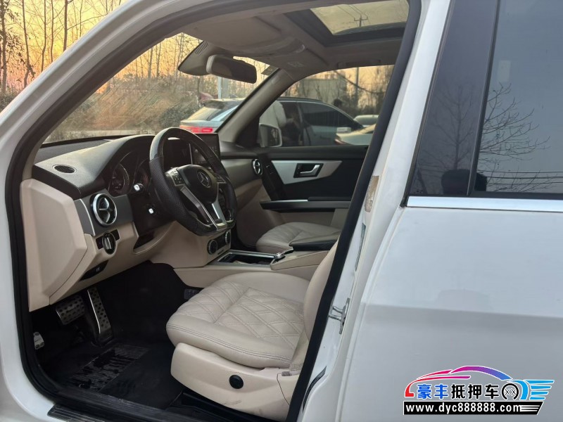 15年奔驰GLK轿车抵押车出售