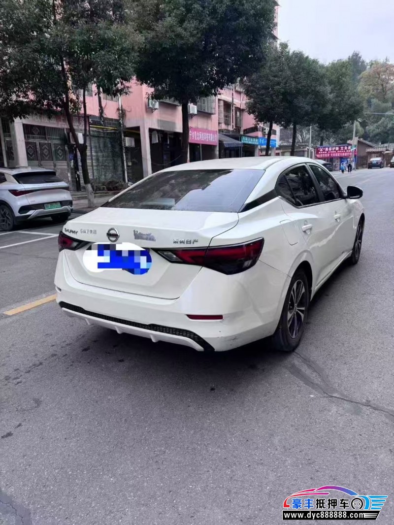 22年日产轩逸轿车抵押车出售