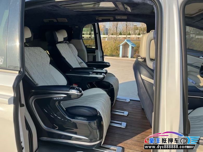 21年别克GL8轿车抵押车出售