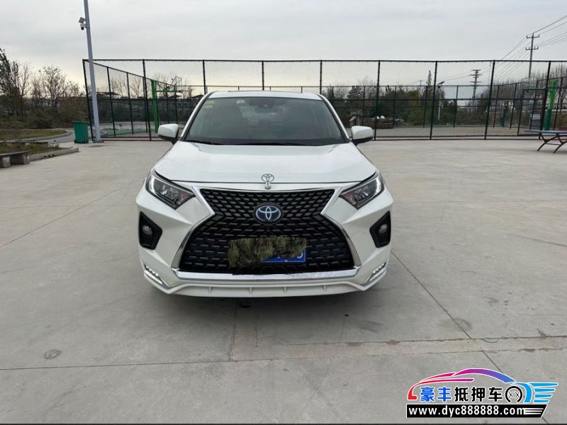 抵押车出售21年丰田RAV4轿车